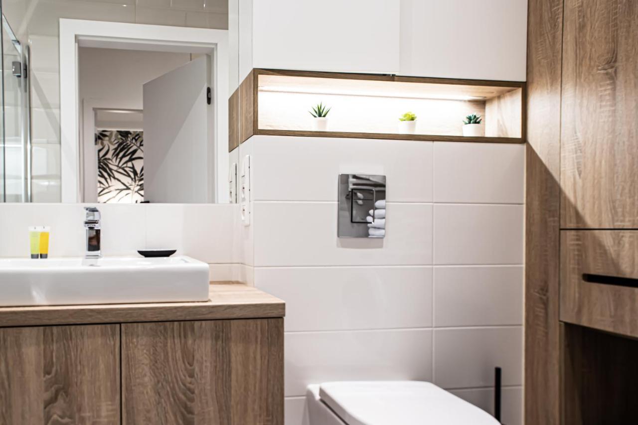 Arkadia Prime Apartment Варшава Екстериор снимка